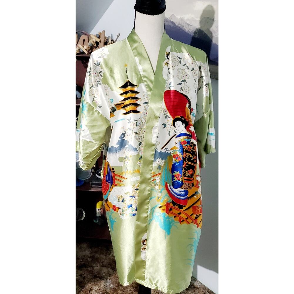 😺 Vintage Womens cute Asian Inspired Satin Robe Size Medium/ Large Artsy Boho